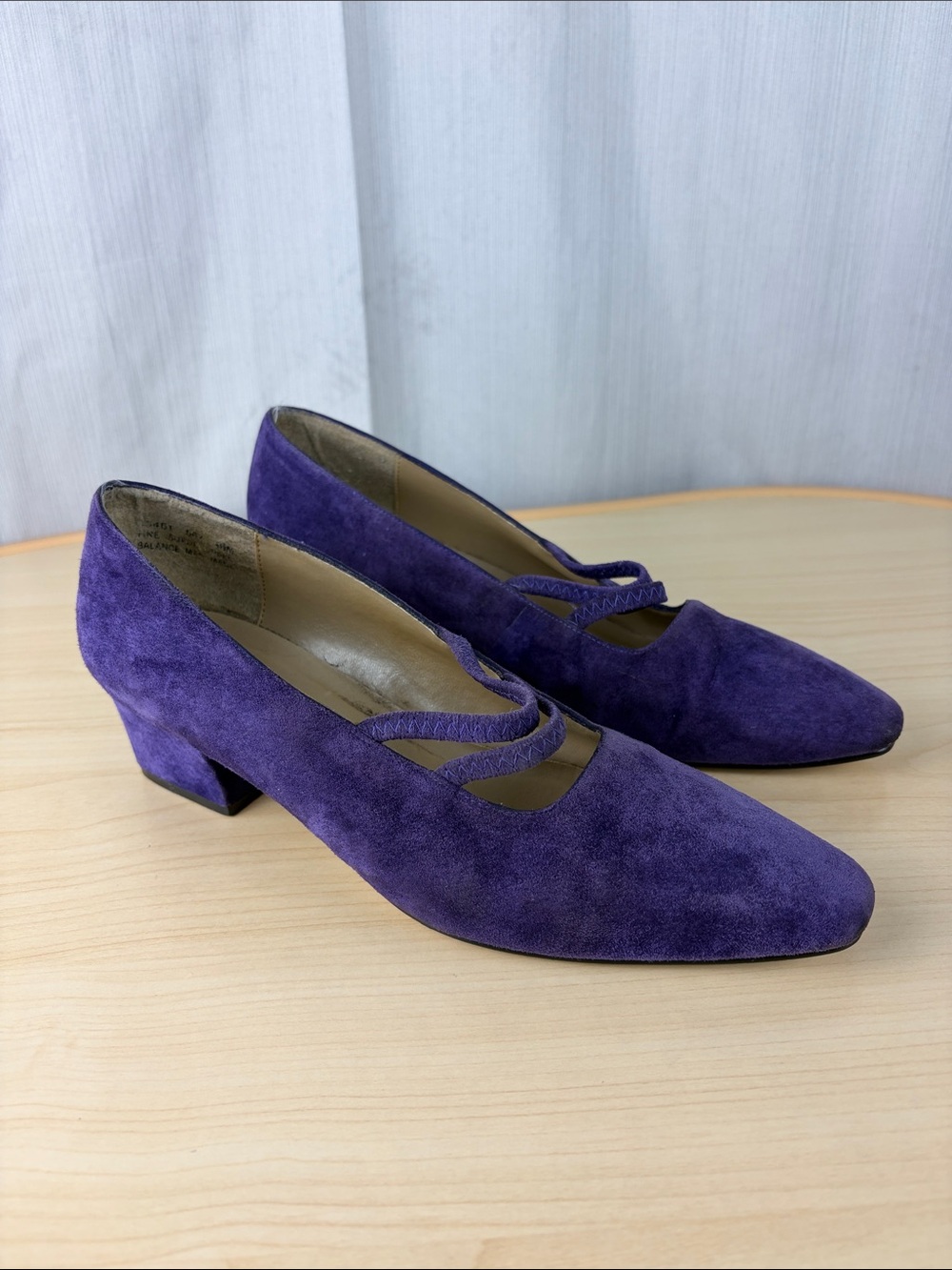 Carriage Court Danielle Purple Suede Mary Jane Pumps 8.5